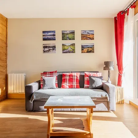 Apartman T2 Et T3 L'esprit Au Coeur Du Centre Et 80 M De La Telecabine Font-Romeu-Odeillo-Via